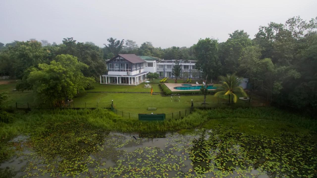 Lavendish Wild Safari Hotell Wasgamuwa Eksteriør bilde